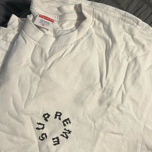 supreme t shirt